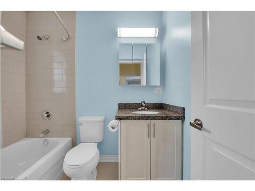 302-350 Concession Street, Hamilton, ON - Indoor Photo Showing Bathroom