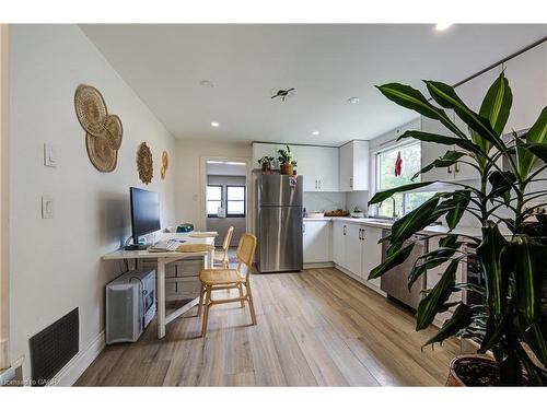 150 Finkle Street, Woodstock, ON - Indoor