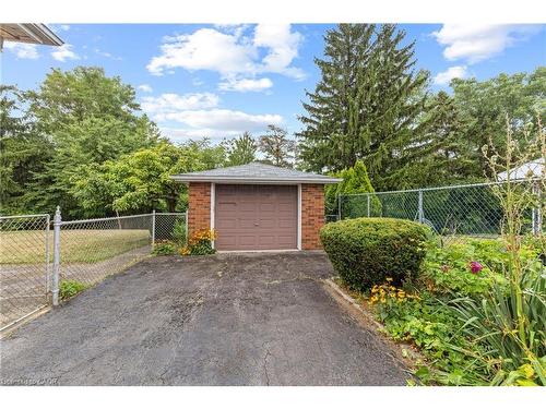 347 Hixon Road, Hamilton, ON - Outdoor