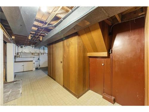 347 Hixon Road, Hamilton, ON - Indoor Photo Showing Other Room