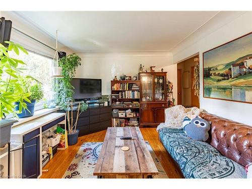 62 Moore Avenue, Kitchener, ON 