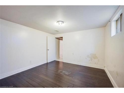 7270 Topping Road, Mississauga, ON - Indoor Photo Showing Other Room