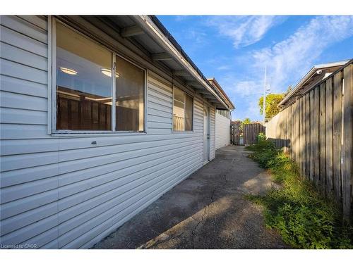 7270 Topping Road, Mississauga, ON - Outdoor With Exterior