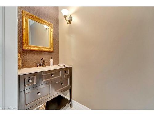 2616 Morrison Road, Cambridge, ON - Indoor Photo Showing Bathroom