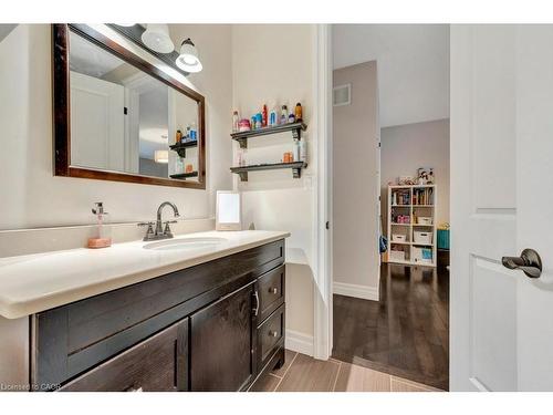 2616 Morrison Road, Cambridge, ON - Indoor Photo Showing Bathroom