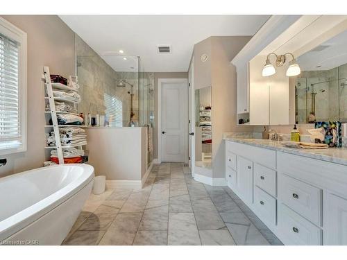 2616 Morrison Road, Cambridge, ON - Indoor Photo Showing Bathroom