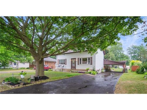 69 Bee Street, Woodstock, ON - Outdoor