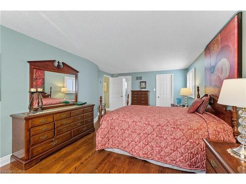 3043 Vanderbilt Road, Mississauga, ON - Indoor Photo Showing Bedroom
