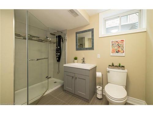 9305 Eagle Ridge Drive, Niagara Falls, ON - Indoor Photo Showing Bathroom