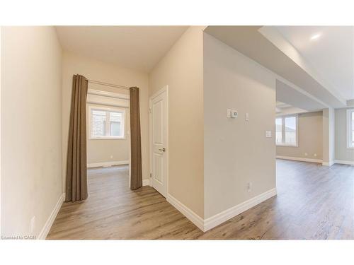 153 Mountain Holly Court, Waterloo, ON - Indoor Photo Showing Other Room