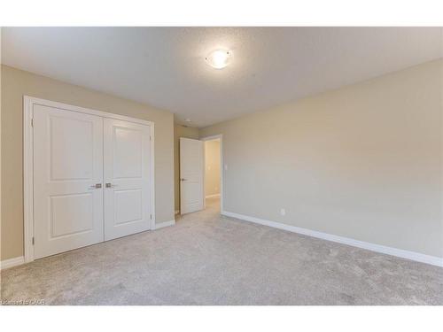 153 Mountain Holly Court, Waterloo, ON - Indoor Photo Showing Other Room