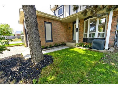 3045 Driftwood Drive, Burlington, ON - Outdoor