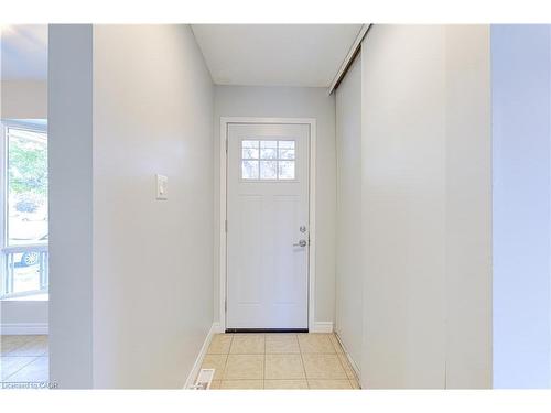 3045 Driftwood Drive, Burlington, ON - Indoor Photo Showing Other Room