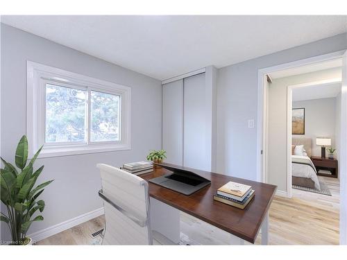 3045 Driftwood Drive, Burlington, ON - Indoor