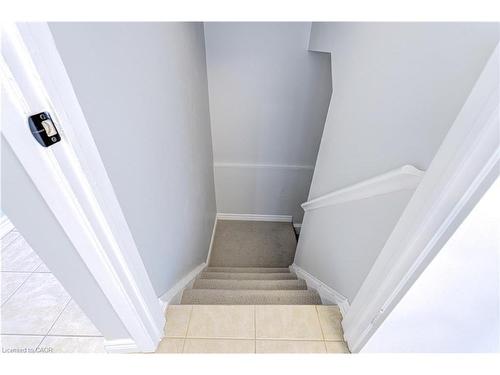 3045 Driftwood Drive, Burlington, ON - Indoor Photo Showing Other Room