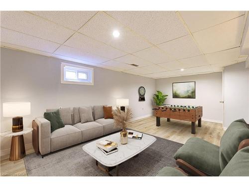 3045 Driftwood Drive, Burlington, ON - Indoor