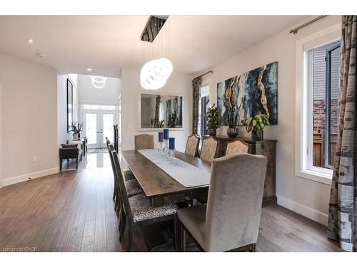 20 Festival Way, Binbrook, ON - Indoor Photo Showing Dining Room