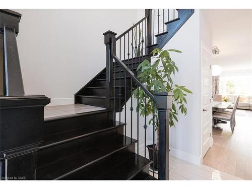 20 Festival Way, Binbrook, ON - Indoor Photo Showing Other Room