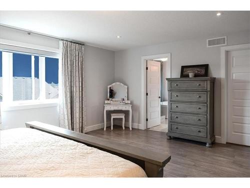 20 Festival Way, Binbrook, ON - Indoor Photo Showing Bedroom