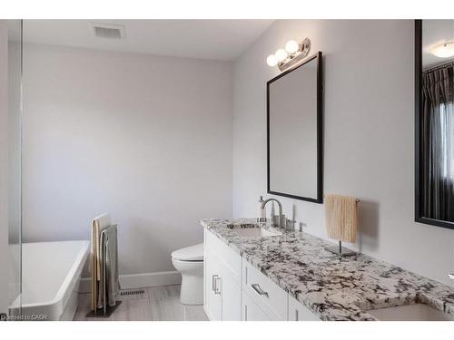 20 Festival Way, Binbrook, ON - Indoor Photo Showing Bathroom