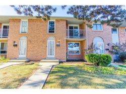 37-151 Gateshead Crescent  Stoney Creek, ON L8G 3W1