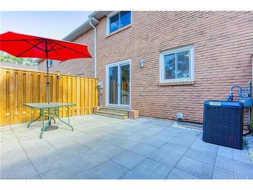 37-151 Gateshead Crescent, Stoney Creek, ON - Outdoor With Exterior