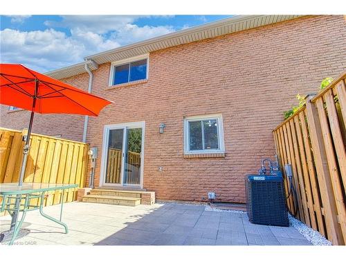 37-151 Gateshead Crescent, Stoney Creek, ON - Outdoor With Exterior