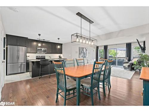 45 Linden Avenue, Rockwood, ON - Indoor Photo Showing Dining Room