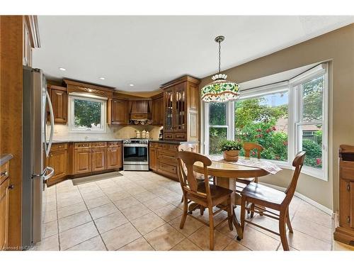 3 Atkins Drive, Hamilton, ON - Indoor Photo Showing Dining Room