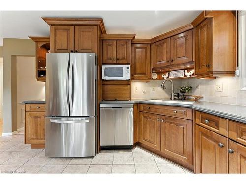 3 Atkins Drive, Hamilton, ON - Indoor Photo Showing Kitchen
