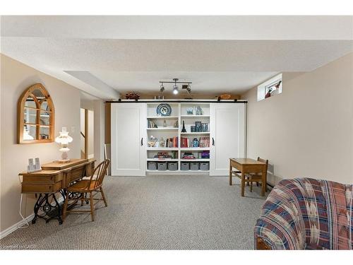 3 Atkins Drive, Hamilton, ON - Indoor