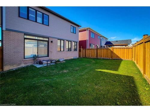 26 Whithorn Crescent, Caledonia, ON - Outdoor With Exterior