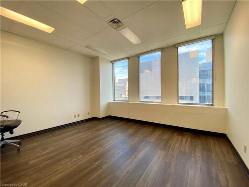 700-20 Hughson Street S, Hamilton, ON 