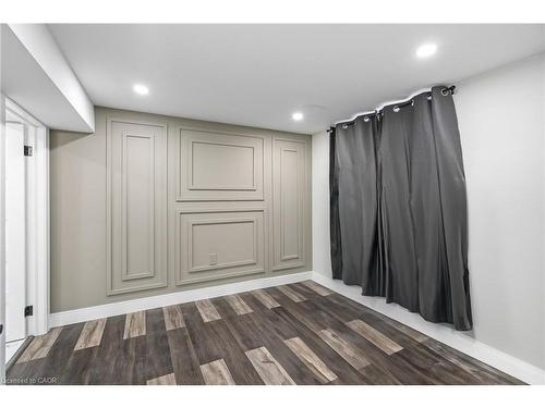 15 Andres Street, Virgil, ON - Indoor Photo Showing Other Room