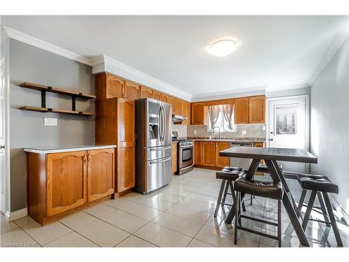15 Gilcrest Street, Hamilton, ON - Indoor Photo Showing Kitchen