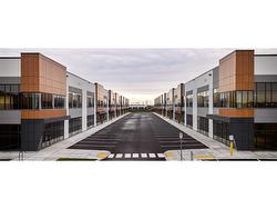 103-3323 Superior Court  Oakville, ON L6L 0C4