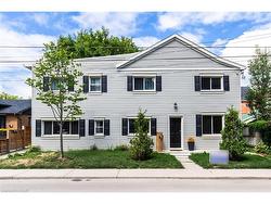 92 Pearl Street S Hamilton, ON L8P 3X2