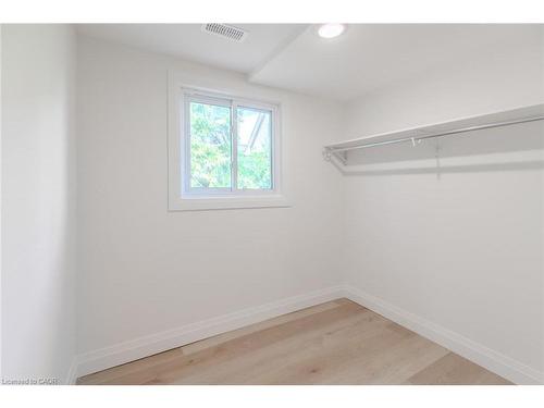 92 Pearl Street S, Hamilton, ON - Indoor Photo Showing Other Room