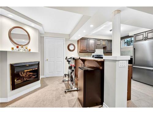 18 Konstantine Court, Hamilton, ON - Indoor With Fireplace