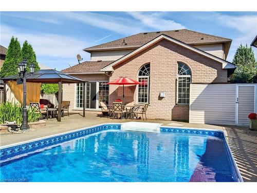 18 Konstantine Court, Hamilton, ON - Outdoor With In Ground Pool With Deck Patio Veranda