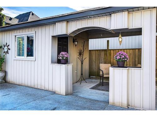 18 Konstantine Court, Hamilton, ON - Outdoor With Exterior