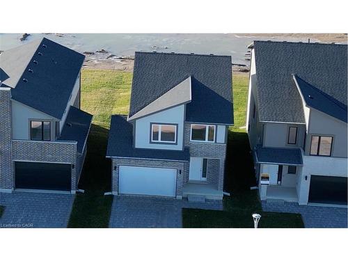 2274 Southport Crescent  London, ON N6M 0A1