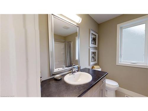 2250 Southport Crescent, London, ON - Indoor Photo Showing Bathroom