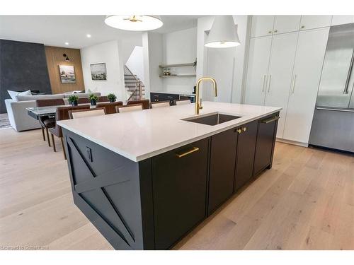 81 Doans Ridge Road, Welland, ON - Indoor Photo Showing Kitchen With Upgraded Kitchen