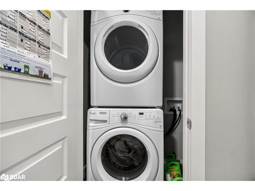 364 Beachwood Avenue, London, ON - Indoor Photo Showing Laundry Room
