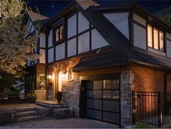 3 Oakwood Place  Hamilton, ON L8S 4C9