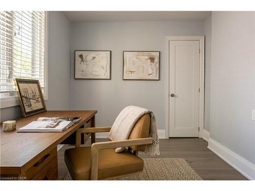 3 Oakwood Place, Hamilton, ON - Indoor