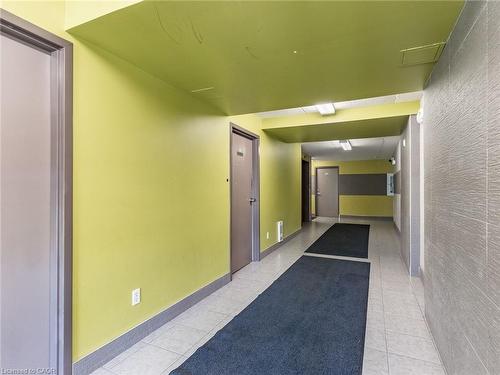 301-261 Lester Street, Waterloo, ON - Indoor Photo Showing Other Room