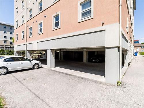 301-261 Lester Street, Waterloo, ON - Outdoor