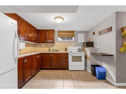 331 East 42Nd Street, Hamilton, ON - Indoor Photo Showing Kitchen